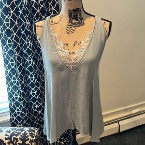 Vici grey blue tank